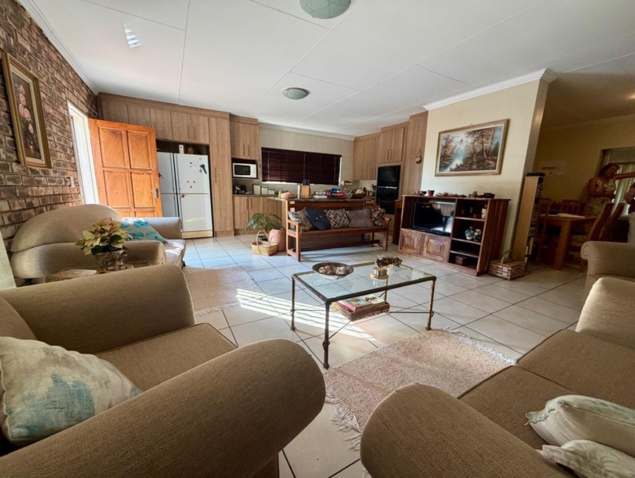 4 Bedroom Property for Sale in Three Rivers East Gauteng