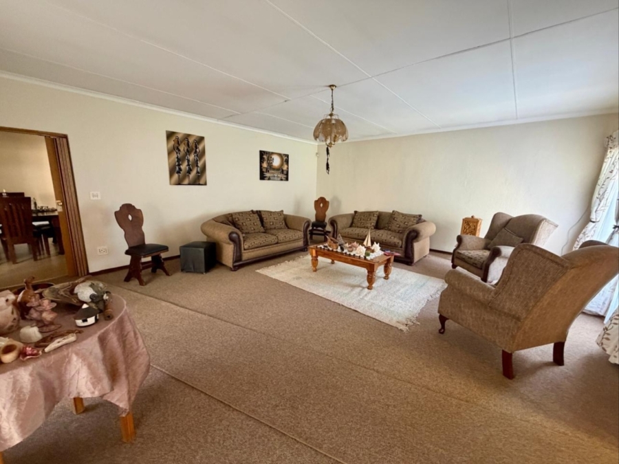 4 Bedroom Property for Sale in Three Rivers East Gauteng
