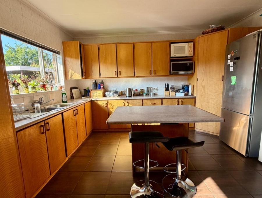 4 Bedroom Property for Sale in Three Rivers East Gauteng
