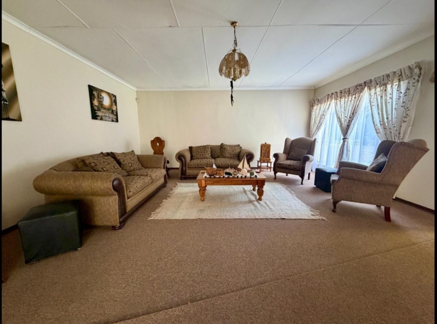4 Bedroom Property for Sale in Three Rivers East Gauteng