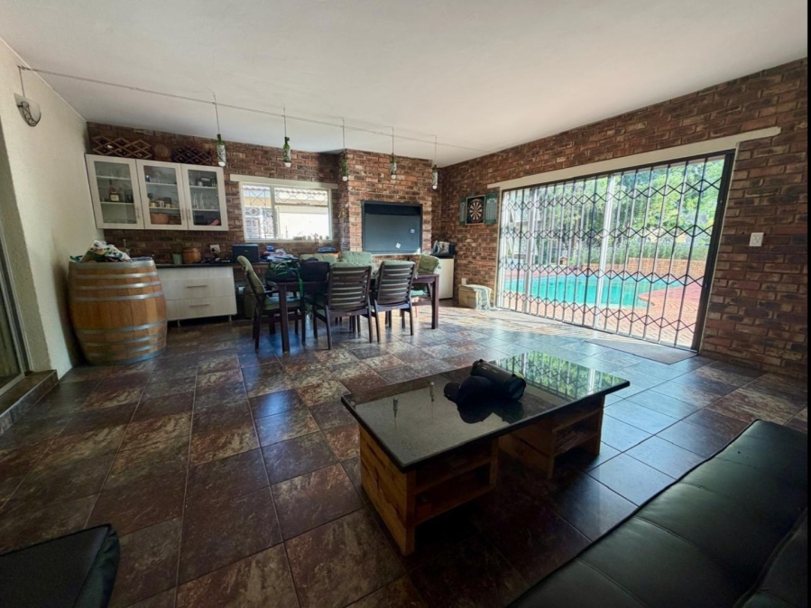 4 Bedroom Property for Sale in Three Rivers East Gauteng