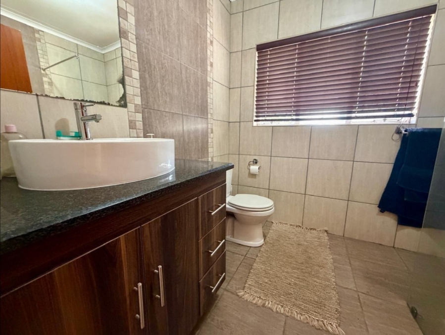 4 Bedroom Property for Sale in Three Rivers East Gauteng