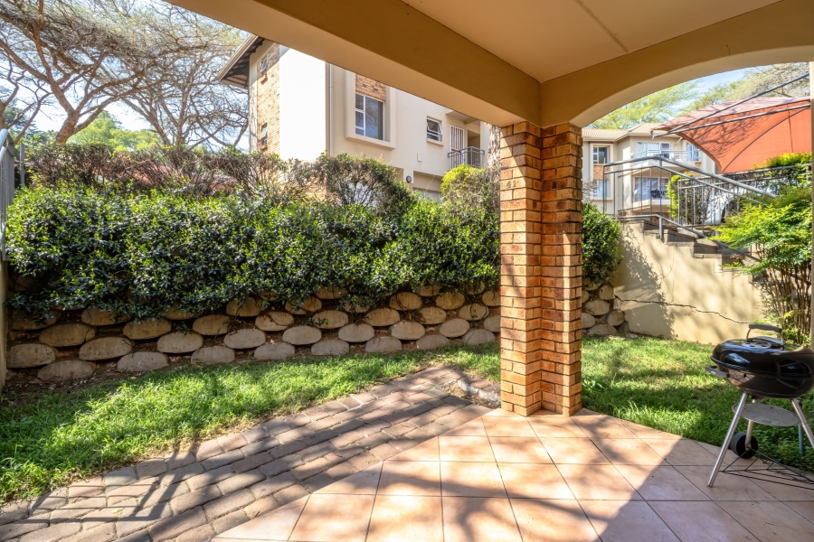 2 Bedroom Property for Sale in Bryanston Gauteng
