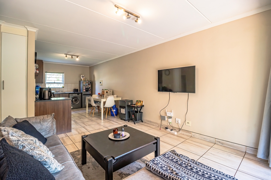2 Bedroom Property for Sale in Bryanston Gauteng