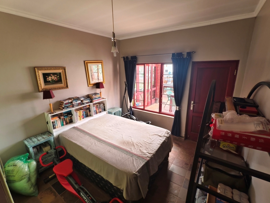 5 Bedroom Property for Sale in Kosmosdal Gauteng