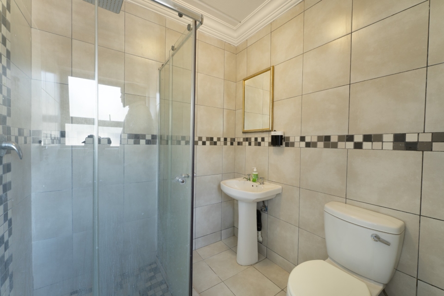 1 Bedroom Property for Sale in Bruma Gauteng