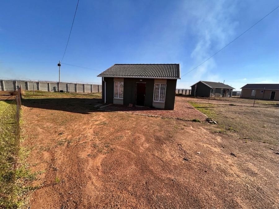 2 Bedroom Property for Sale in Savanna City Gauteng
