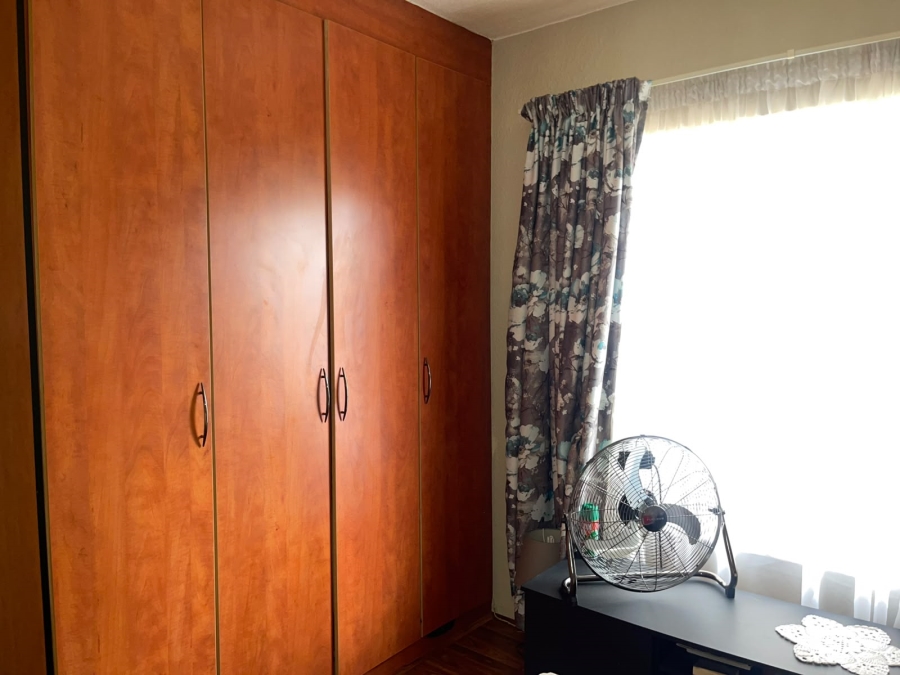 2 Bedroom Property for Sale in Vanderbijlpark SE 2 Gauteng