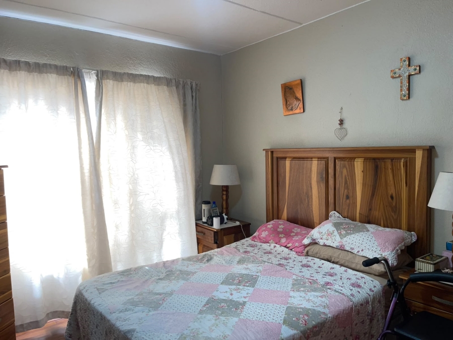 2 Bedroom Property for Sale in Vanderbijlpark SE 2 Gauteng