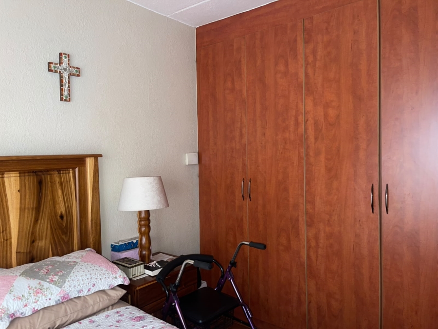 2 Bedroom Property for Sale in Vanderbijlpark SE 2 Gauteng