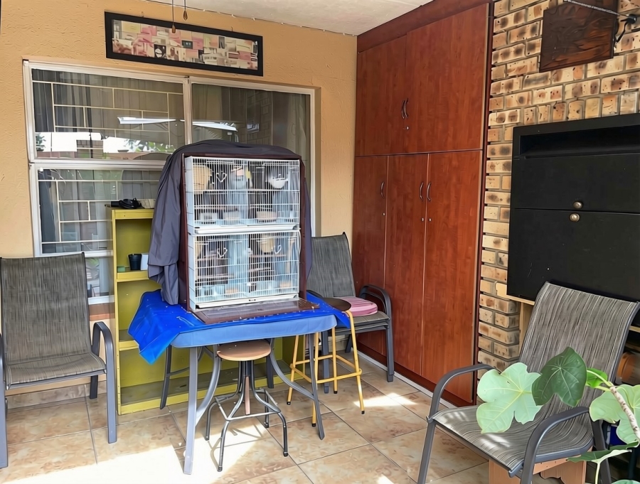 2 Bedroom Property for Sale in Vanderbijlpark SE 2 Gauteng