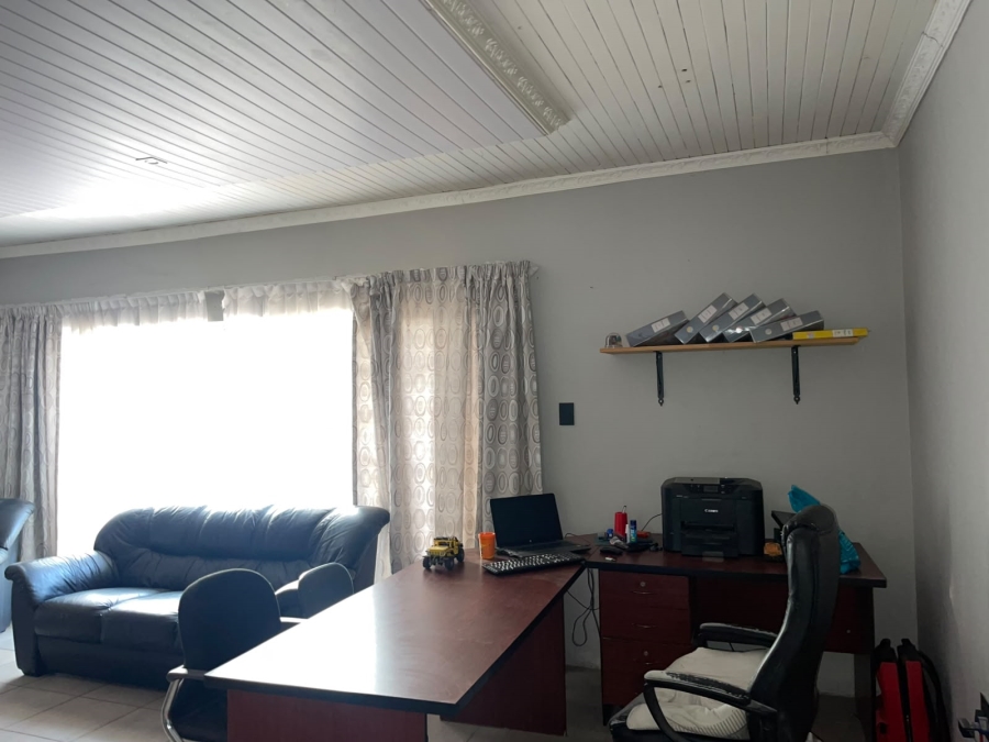 3 Bedroom Property for Sale in Vanderbijlpark SW 5 Gauteng