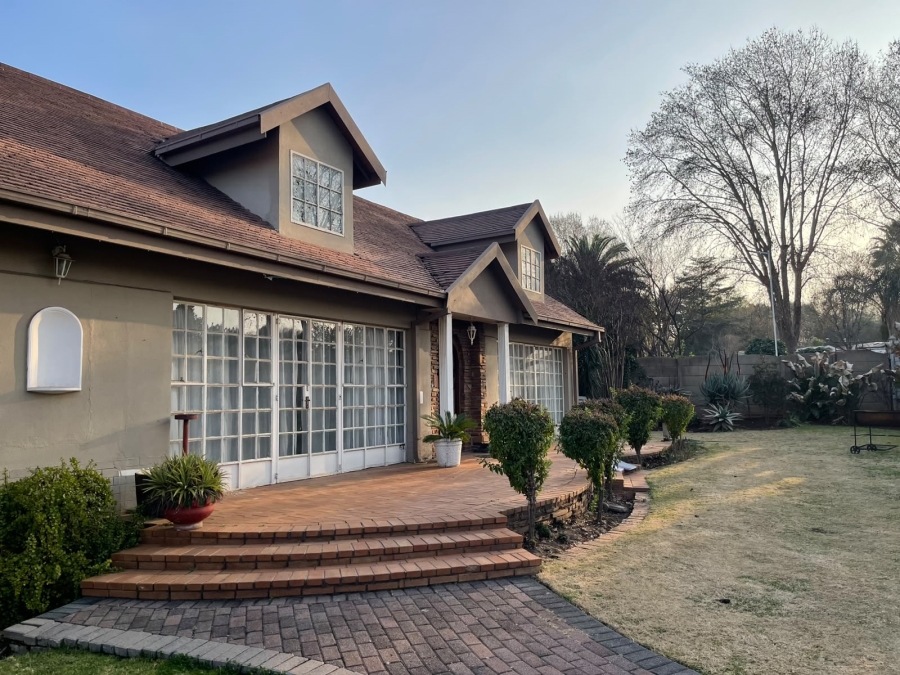 3 Bedroom Property for Sale in Vanderbijlpark SW 5 Gauteng