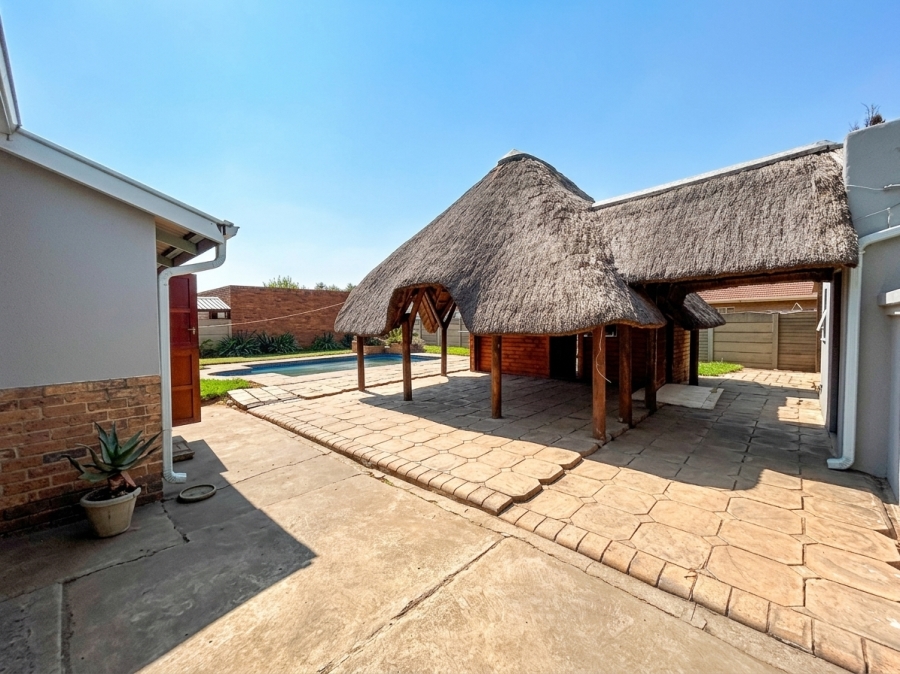 To Let 3 Bedroom Property for Rent in Vanderbijlpark SE 10 Gauteng