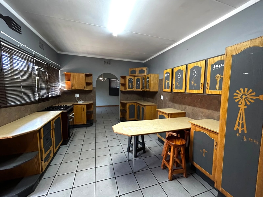 To Let 3 Bedroom Property for Rent in Vanderbijlpark SE 10 Gauteng