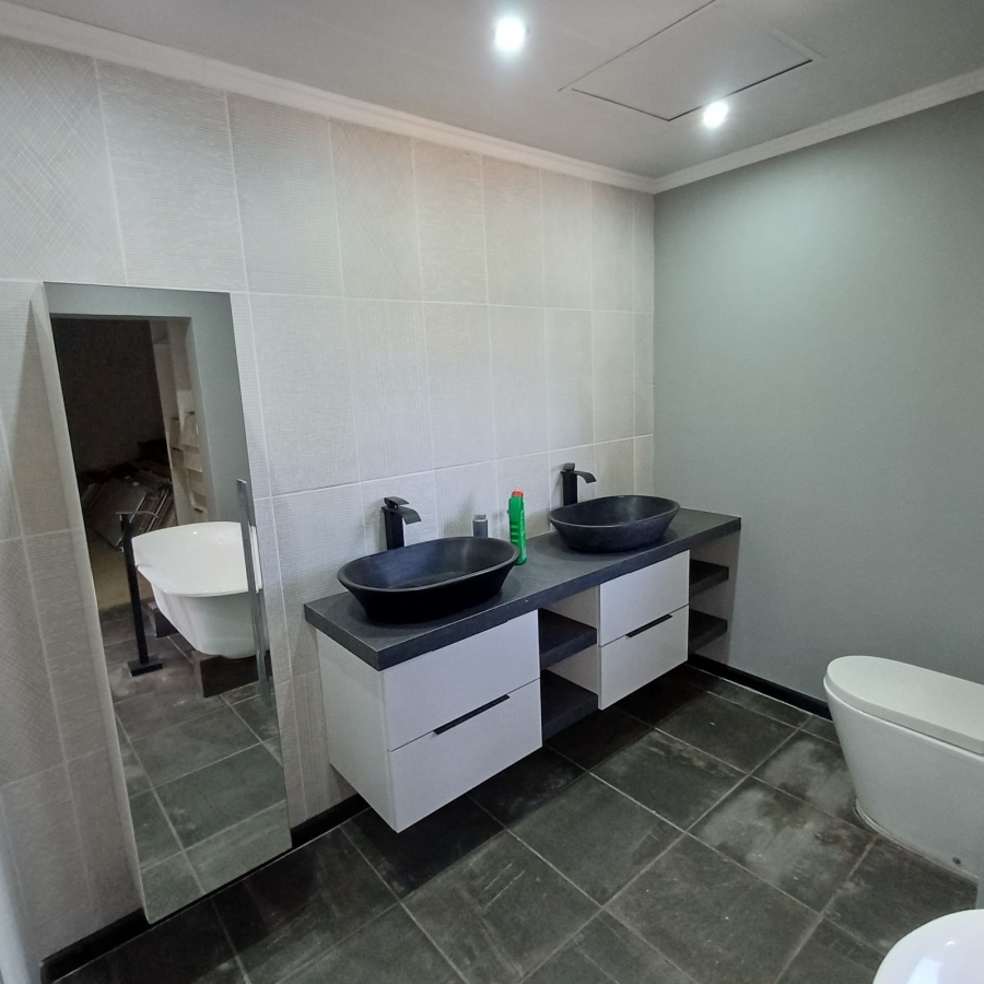 6 Bedroom Property for Sale in Henley on Klip Gauteng
