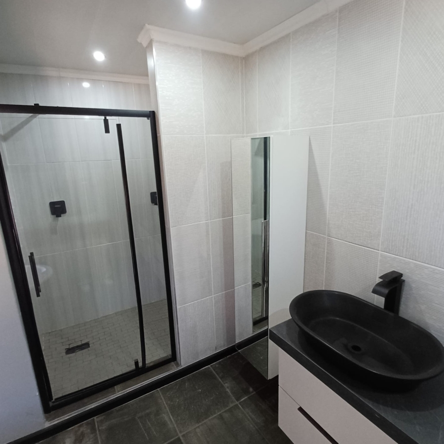 6 Bedroom Property for Sale in Henley on Klip Gauteng