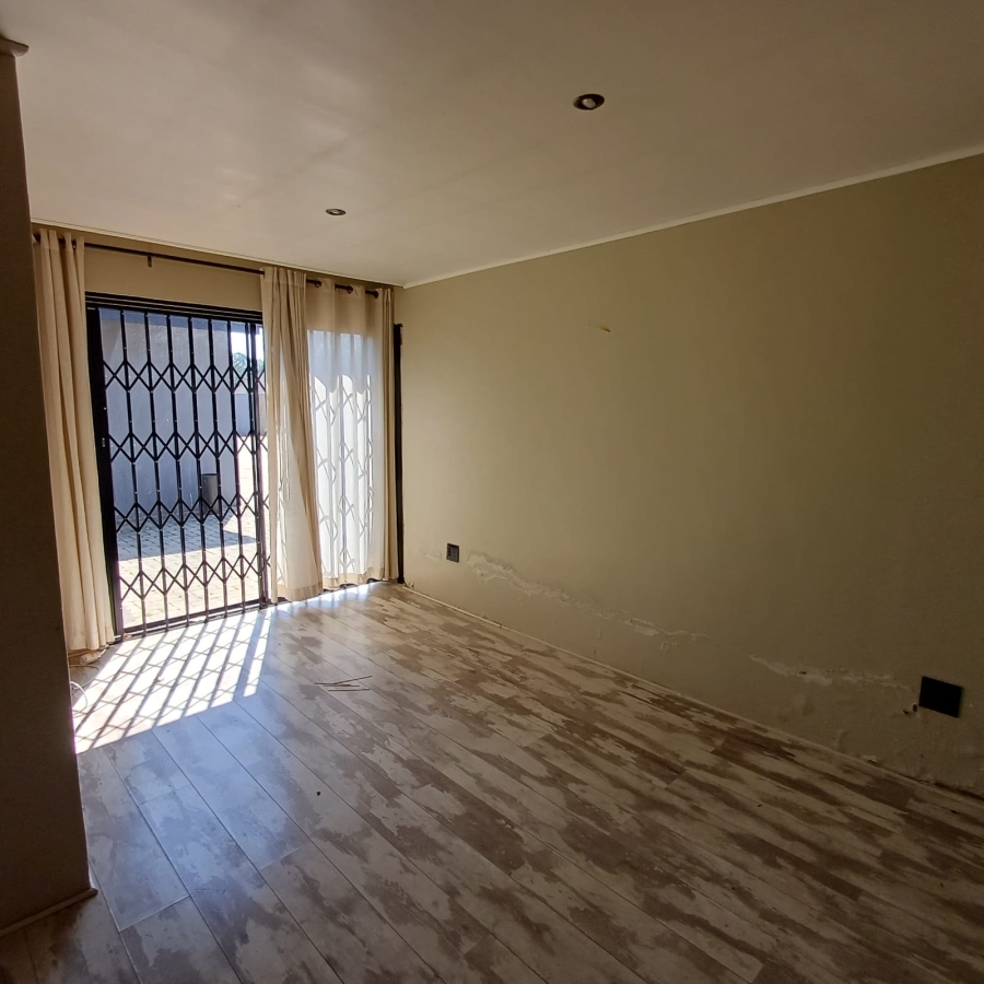 6 Bedroom Property for Sale in Henley on Klip Gauteng