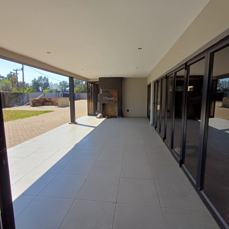 6 Bedroom Property for Sale in Henley on Klip Gauteng