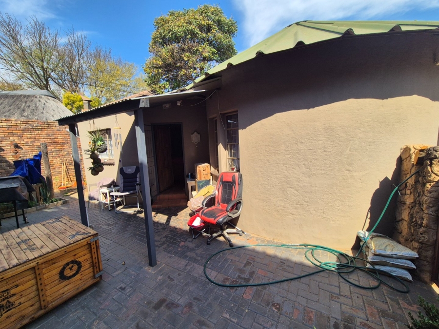 2 Bedroom Property for Sale in Pretoria North Gauteng