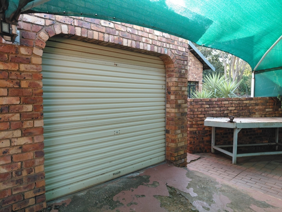 2 Bedroom Property for Sale in Doornpoort Gauteng