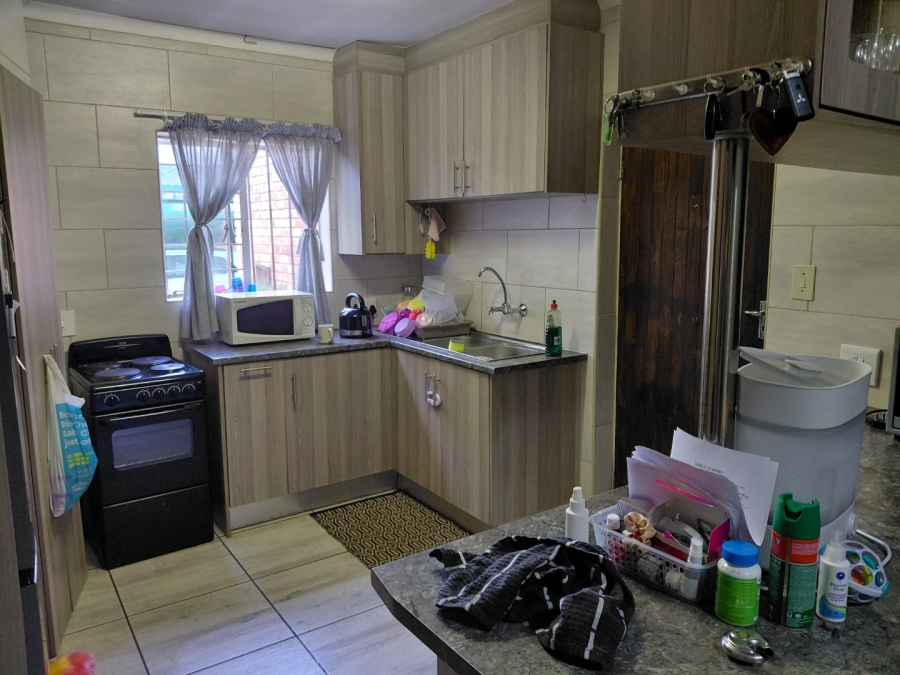 2 Bedroom Property for Sale in Doornpoort Gauteng