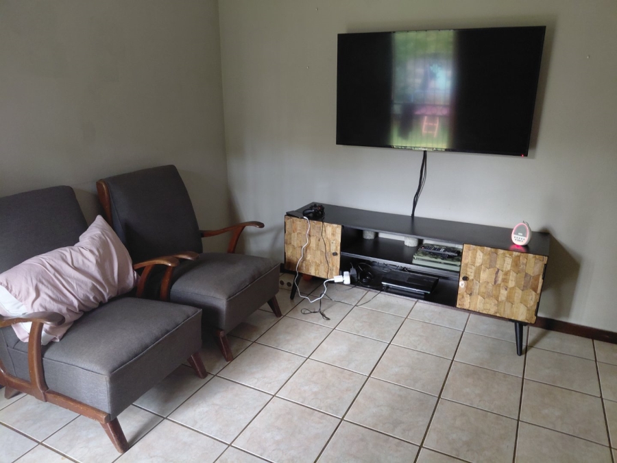 2 Bedroom Property for Sale in Doornpoort Gauteng