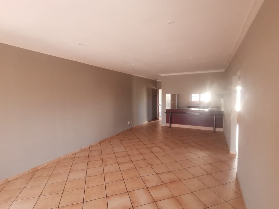 To Let 2 Bedroom Property for Rent in Kenleaf Gauteng