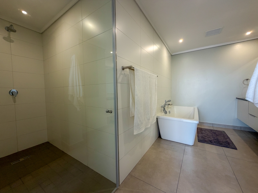 To Let 3 Bedroom Property for Rent in Ascend to Midstream Gauteng
