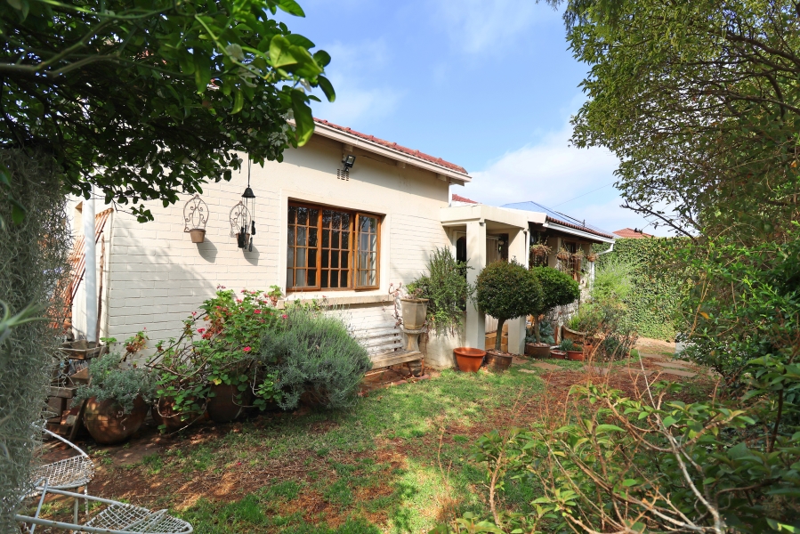 3 Bedroom Property for Sale in Norwood Gauteng