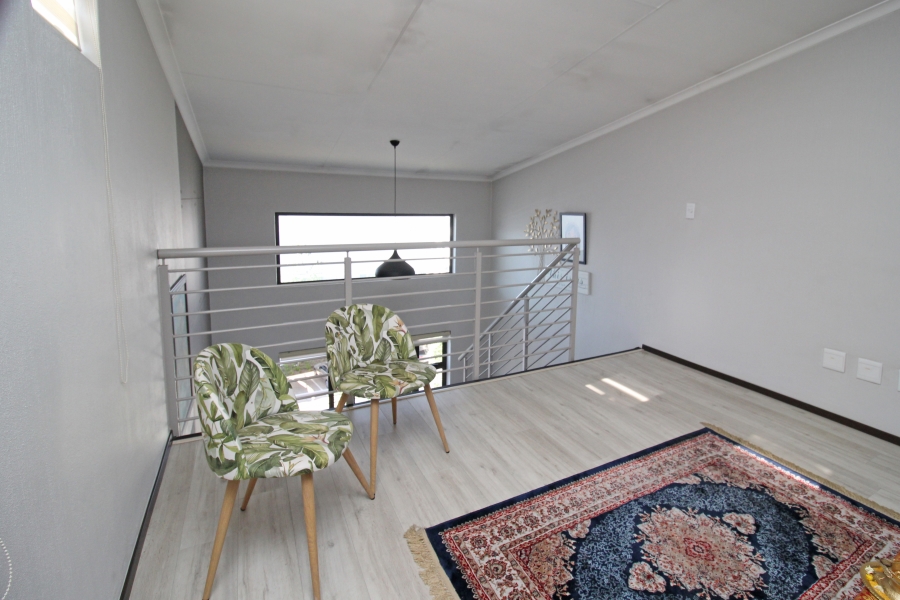 To Let 2 Bedroom Property for Rent in Broadacres Gauteng