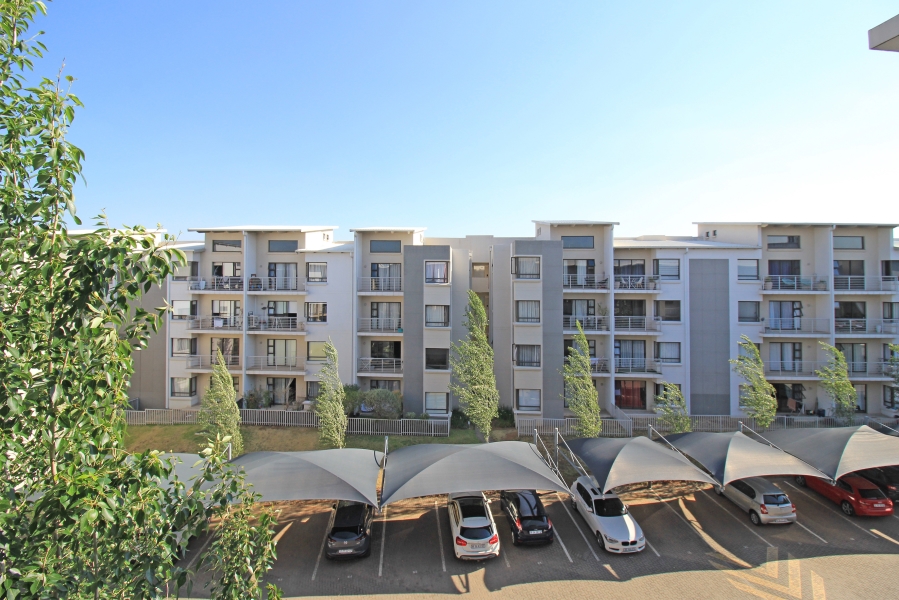 To Let 2 Bedroom Property for Rent in Broadacres Gauteng