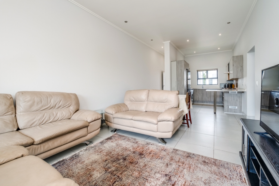 2 Bedroom Property for Sale in Broadacres Gauteng
