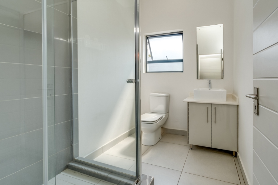 2 Bedroom Property for Sale in Broadacres Gauteng