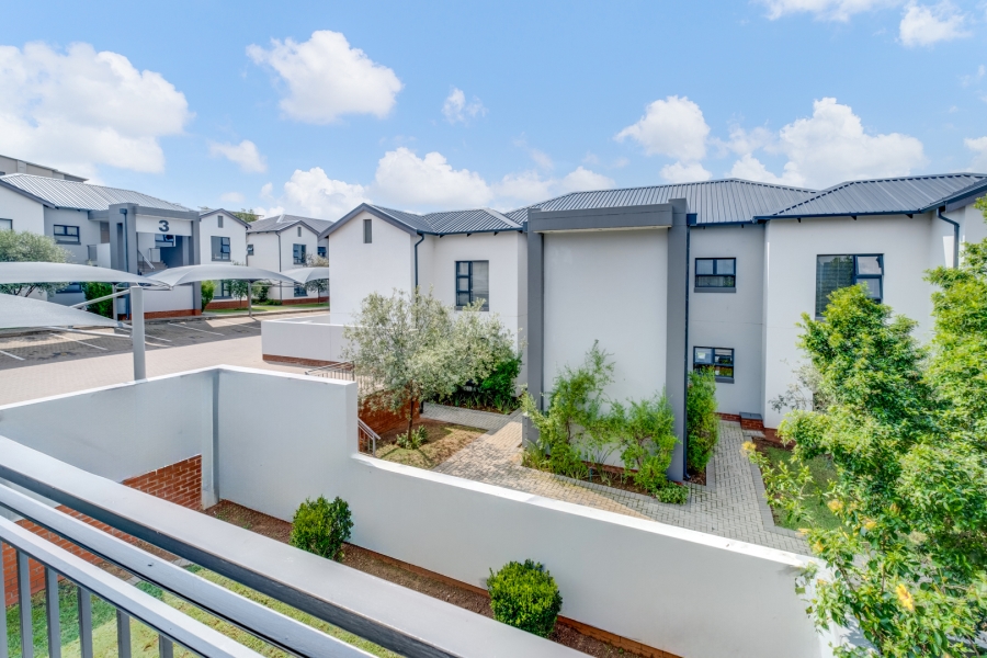 2 Bedroom Property for Sale in Broadacres Gauteng