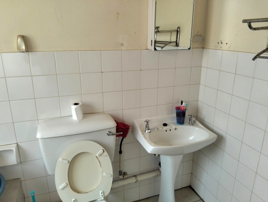 2 Bedroom Property for Sale in Westonaria Gauteng
