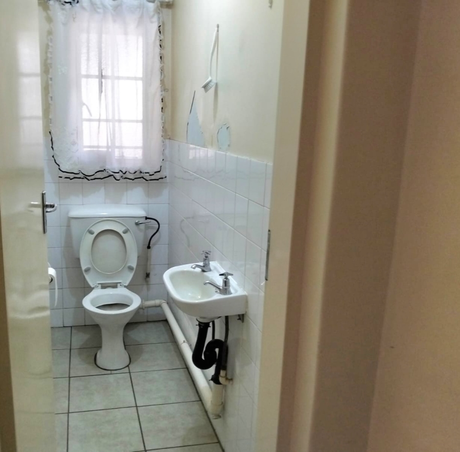 2 Bedroom Property for Sale in Westonaria Gauteng
