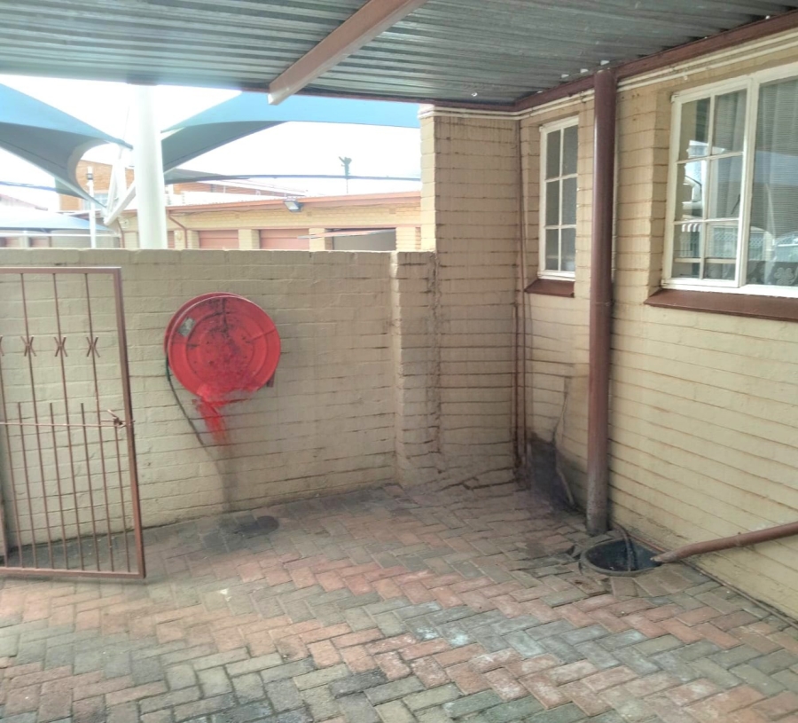2 Bedroom Property for Sale in Westonaria Gauteng