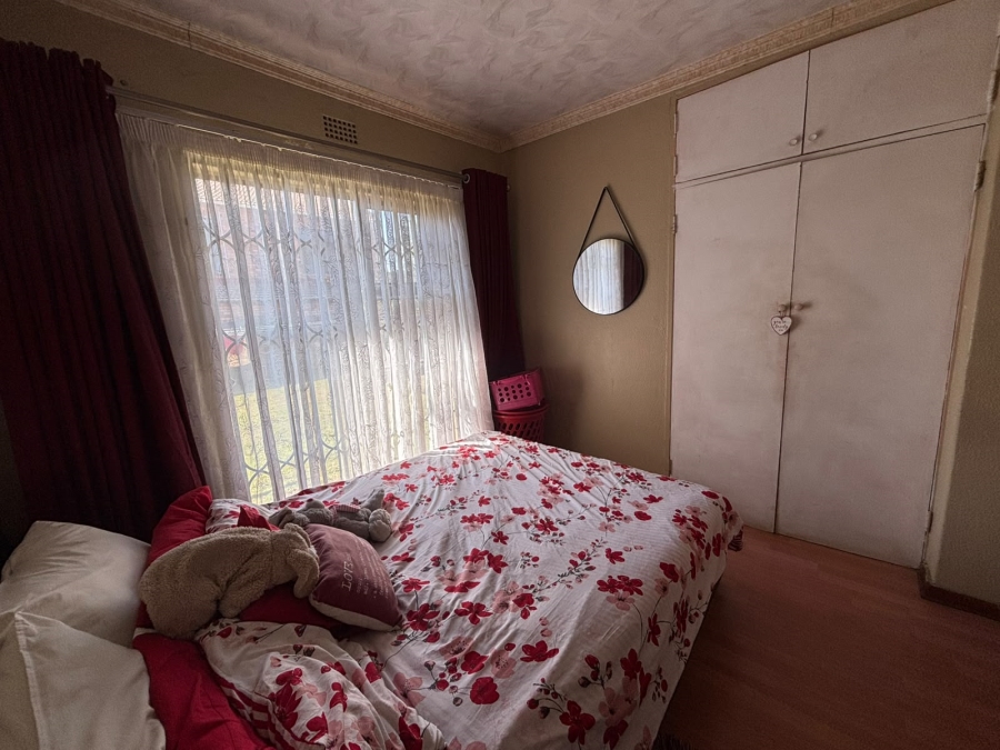 3 Bedroom Property for Sale in Klippoortje Gauteng