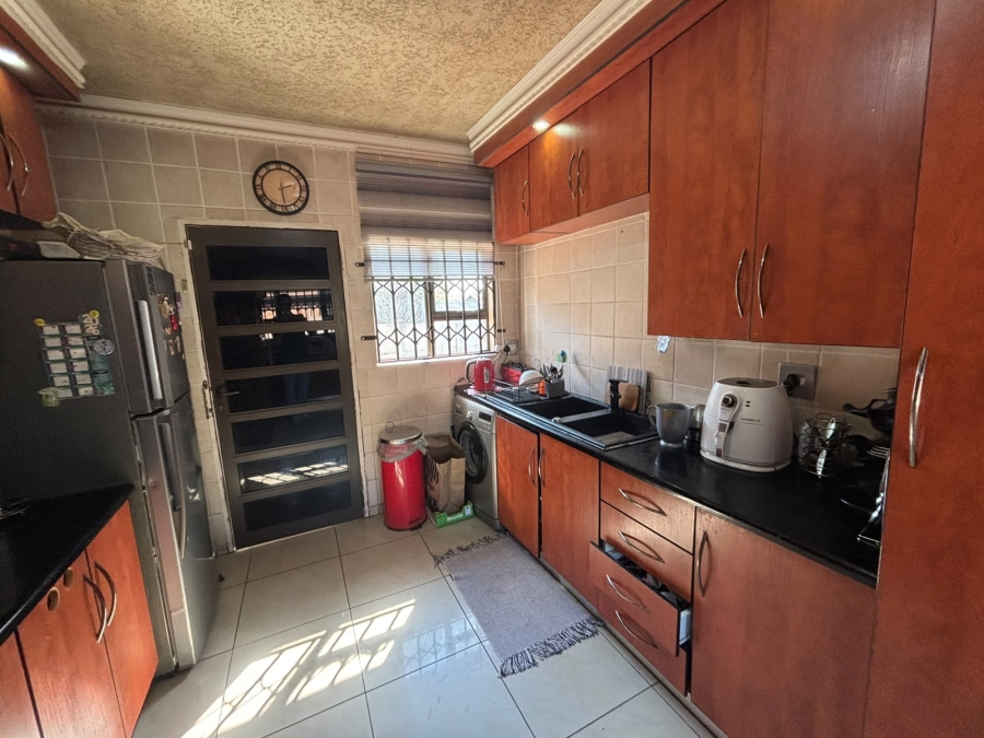 3 Bedroom Property for Sale in Klippoortje Gauteng