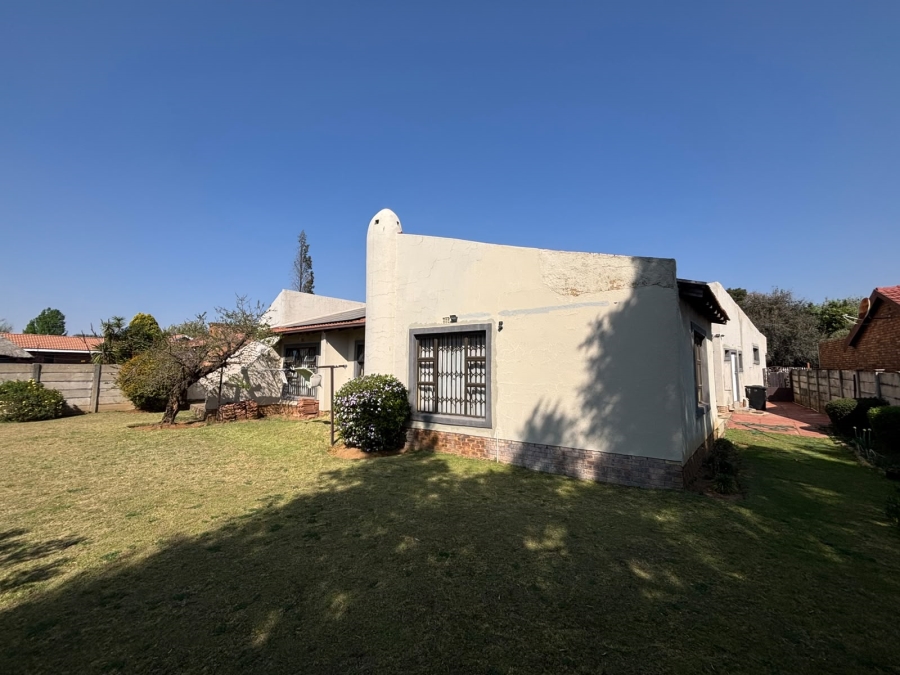 3 Bedroom Property for Sale in Klippoortje Gauteng