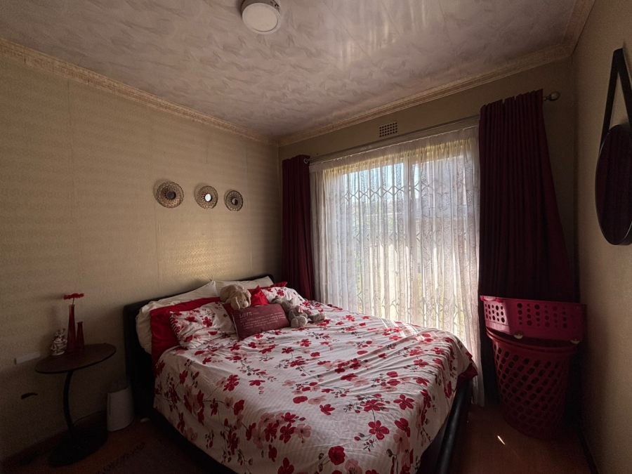 3 Bedroom Property for Sale in Klippoortje Gauteng