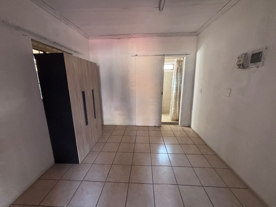 3 Bedroom Property for Sale in Klippoortje Gauteng
