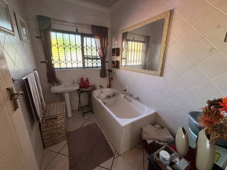 3 Bedroom Property for Sale in Klippoortje Gauteng