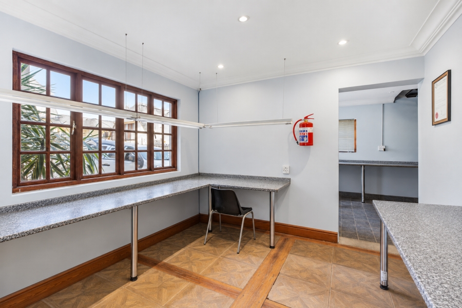 4 Bedroom Property for Sale in Douglasdale Gauteng