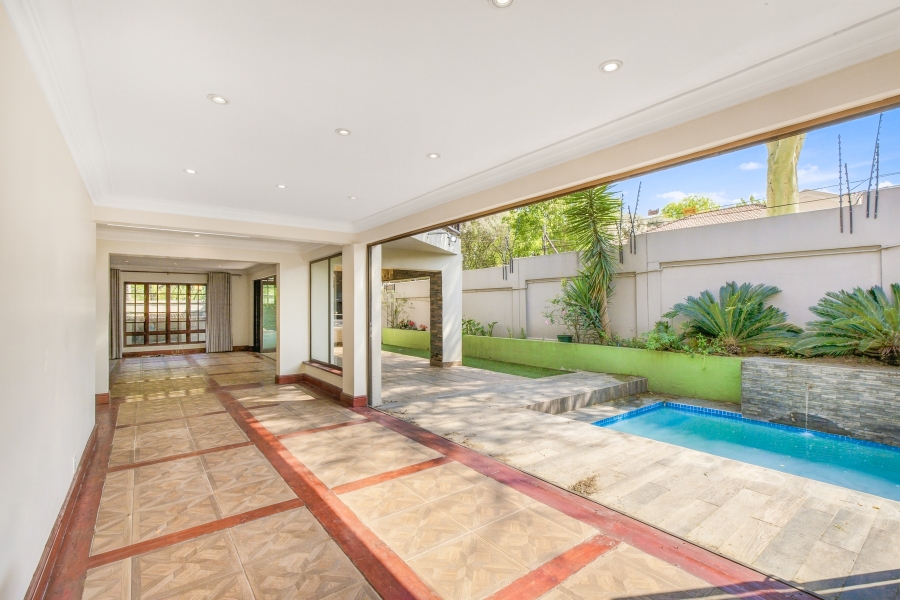 4 Bedroom Property for Sale in Douglasdale Gauteng