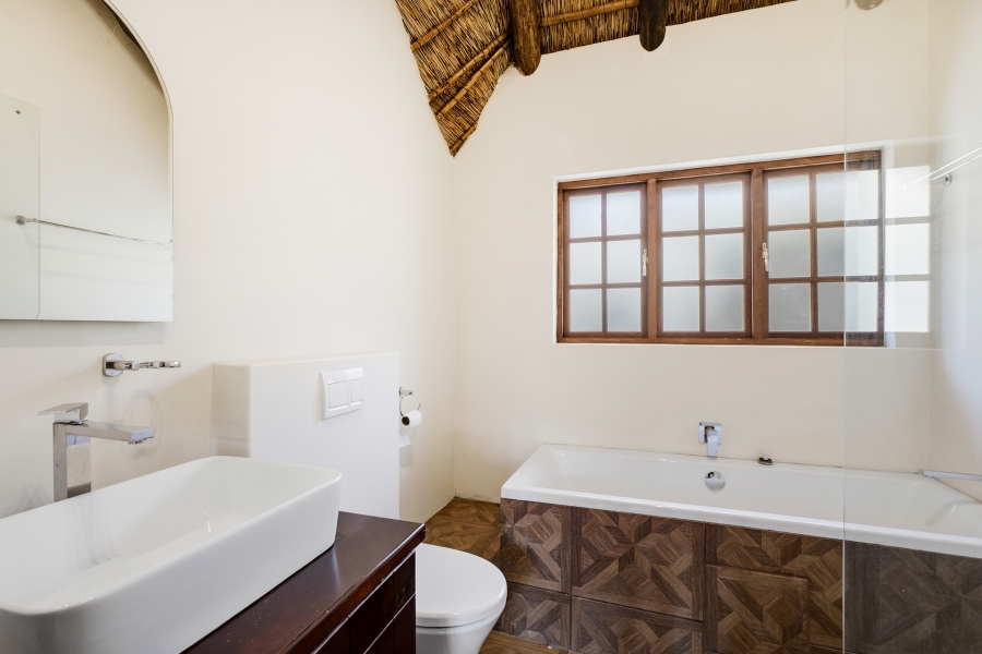 4 Bedroom Property for Sale in Douglasdale Gauteng