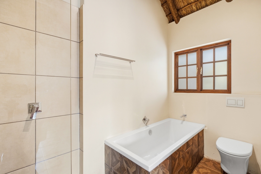 4 Bedroom Property for Sale in Douglasdale Gauteng
