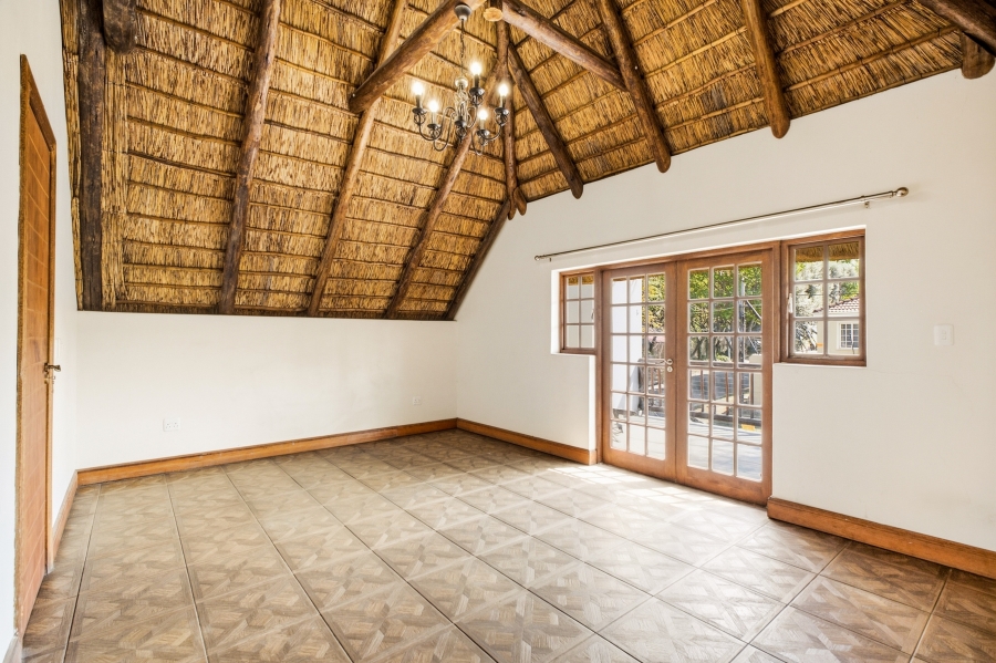 4 Bedroom Property for Sale in Douglasdale Gauteng