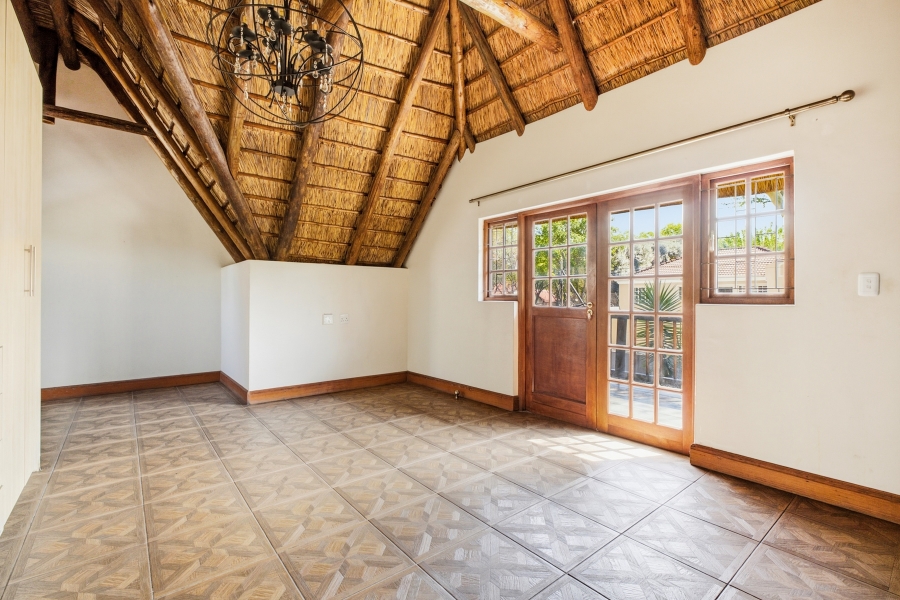 4 Bedroom Property for Sale in Douglasdale Gauteng